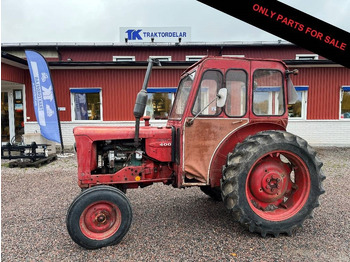 Tracteur agricole VOLVO