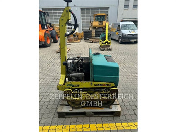 Mini compacteur Ammann ARW 65: photos 2