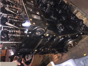 Moteur et pièces pour Chariot télescopique Manitou MLT 629 LSU Perkins F5HFL414C: photos 4