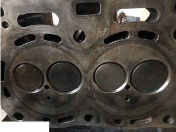 Culasse pour Machine agricole Perkins 1104-44 - Głowica: photos 2