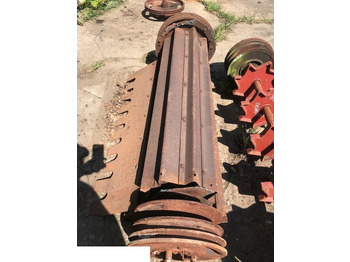 Pièces de rechange pour Moissonneuse-batteuse Claas Dominator - Bęben: photos 2
