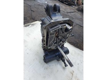 Fusée d'essieu VALTRA