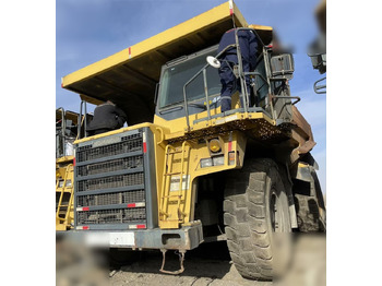Tombereau rigide KOMATSU HD465