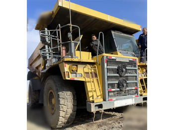 Tombereau rigide KOMATSU HD465