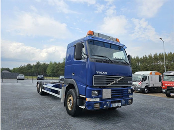 Camion porte-conteneur/ Caisse mobile VOLVO FH16