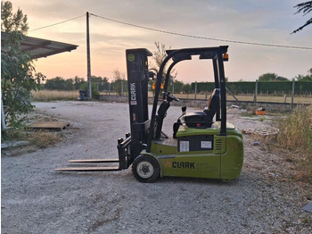 Chariot élévateur électrique CLARK