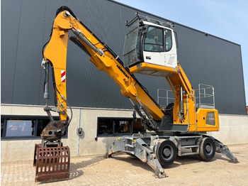 Pelle de manutention LIEBHERR LH 22 M