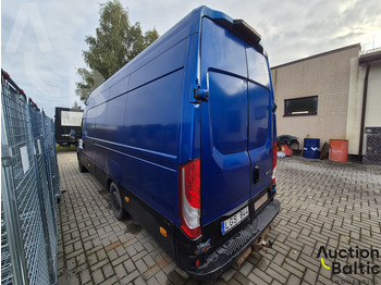 Fourgon utilitaire Iveco 35S17: photos 4