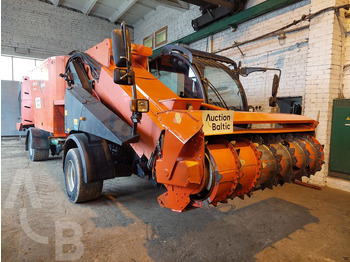 Matériel d'élevage KUHN