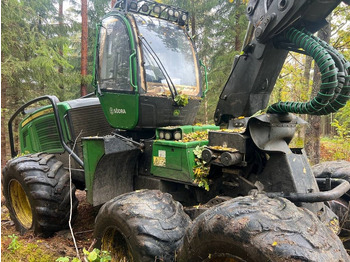 Abatteuse JOHN DEERE