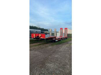 Semi-remorque surbaissé KÄSSBOHRER