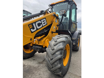 Chariot télescopique JCB