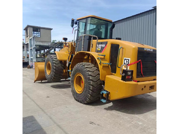 Pelle sur pneus CATERPILLAR 966H