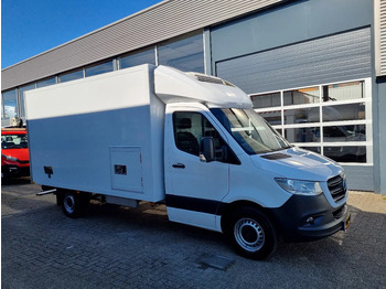 Véhicule utilitaire frigorifique MERCEDES-BENZ Sprinter 316