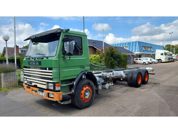 Châssis cabine SCANIA P92