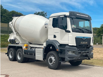 Camion malaxeur MAN TGS 33.440