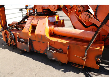 Grue auxiliaire ATLAS
