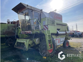 Moissonneuse-batteuse CLAAS Dominator 86