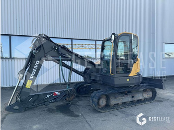 Pelle sur chenille VOLVO ECR88D