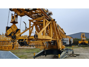 Grue à tour LIEBHERR