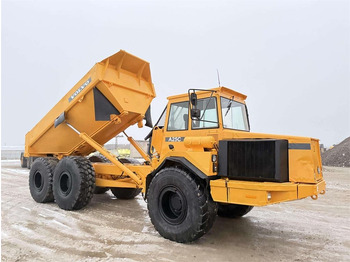 Tombereau articulé VOLVO A25C