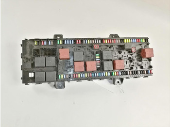 Fusible pour Camion Volvo Fuse box 21939408: photos 2 Fusible pour Camion Volvo Fuse box 21939408: photos 2