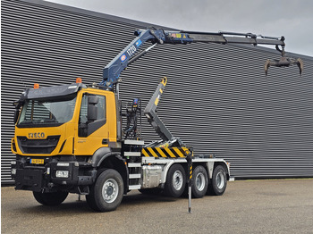 Camion ampliroll IVECO Trakker