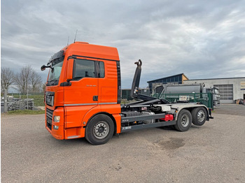 Camion ampliroll MAN