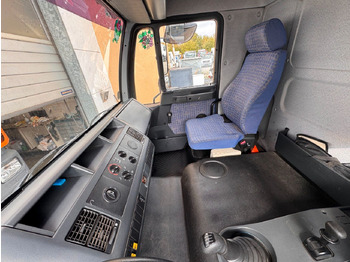 Véhicule utilitaire plateau baché MAN 8.140 4X2 Pritsche Plane Original Km: photos 4 Véhicule utilitaire plateau baché MAN 8.140 4X2 Pritsche Plane Original Km: photos 4