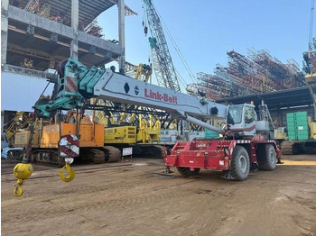 Grue automotrice lente