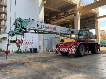 Grue automotrice lente