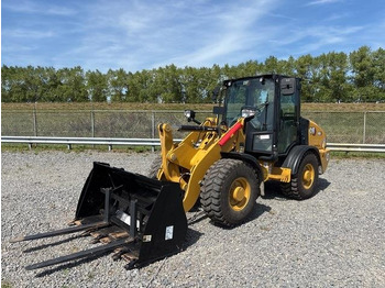 Chargeuse sur pneus CATERPILLAR 906