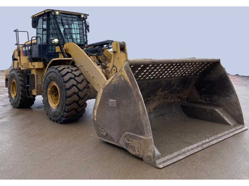 Chargeuse CATERPILLAR 950M