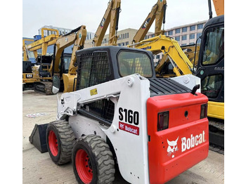 Mini chargeuse Bobcat S160: photos 2 Mini chargeuse Bobcat S160: photos 2