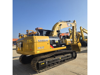 Pelle CATERPILLAR 323D L: photos 3