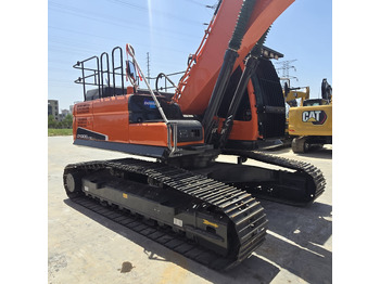 Pelle DOOSAN DX300