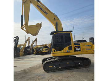 Pelle KOMATSU PC200-8