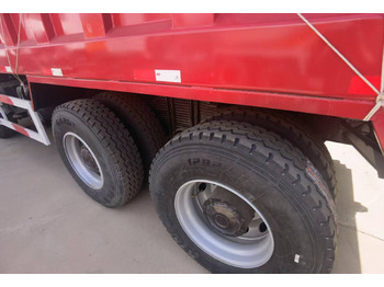Camion benne Shacman F3000 8*4 Dump truck: photos 5
