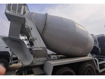 Camion malaxeur Sinotruk HOWO 371 Concrete mixer truck: photos 3 Camion malaxeur Sinotruk HOWO 371 Concrete mixer truck: photos 3