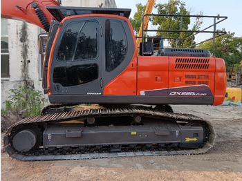 Pelle sur chenille DOOSAN DX225LC-9C: photos 2 Pelle sur chenille DOOSAN DX225LC-9C: photos 2