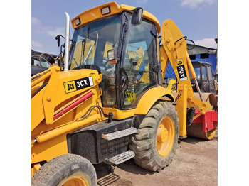 Tractopelle JCB 3CX