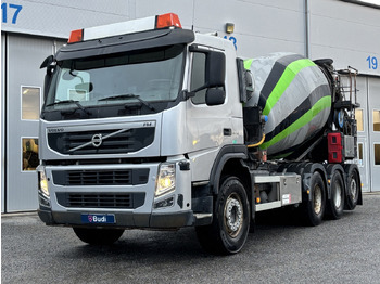Camion malaxeur VOLVO FM10