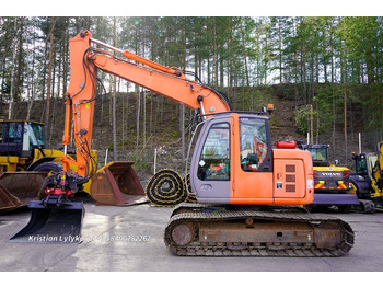 Pelle sur chenille HITACHI ZX135