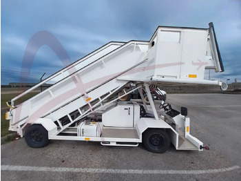 Escalier d'embarquement EINSA