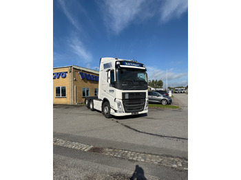Tracteur routier VOLVO FH 500