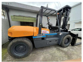 Chariot élévateur TCM