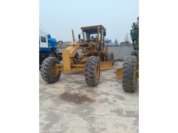 Niveleuse CATERPILLAR 140H