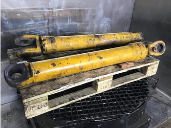 Vérin hydraulique LIEBHERR