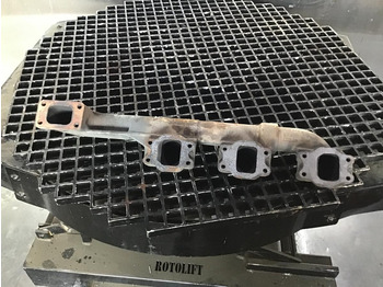 Tube d'echappement LIEBHERR