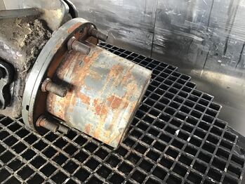 Suspension LIEBHERR